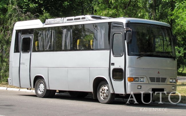 Аренда Автобус Mitsubishi Prestij на свадьбу Каменское