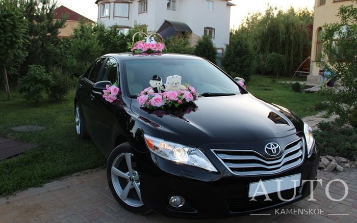 Аренда Toyota Camry 40 на свадьбу Каменское